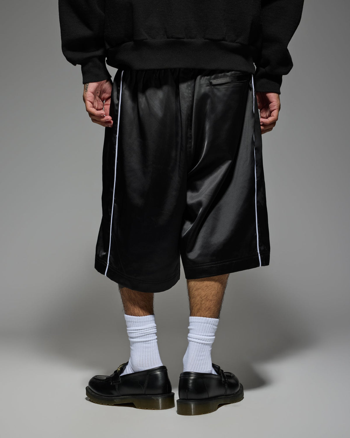 SATIN BOXING TRUNKS : BLACK