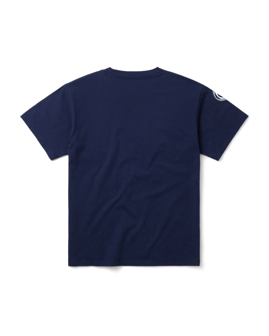JUMBO SCRIPT TEE: NAVY