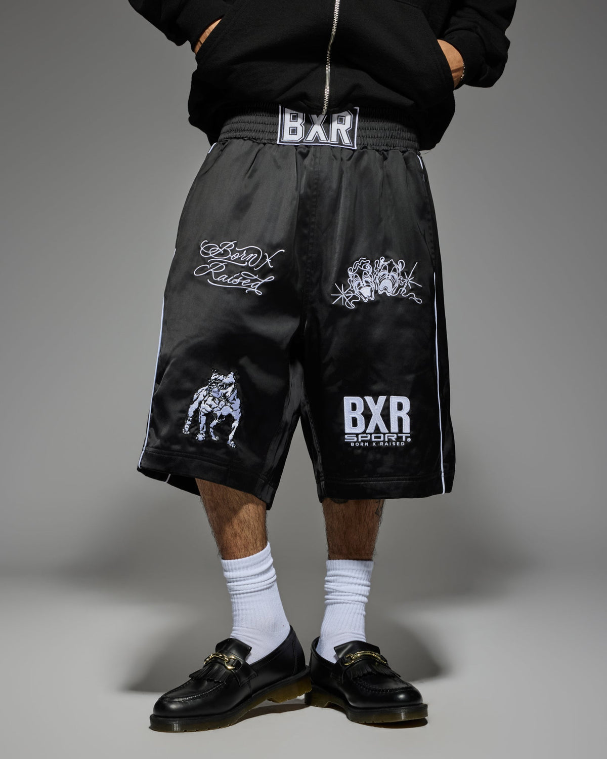 SATIN BOXING TRUNKS : BLACK