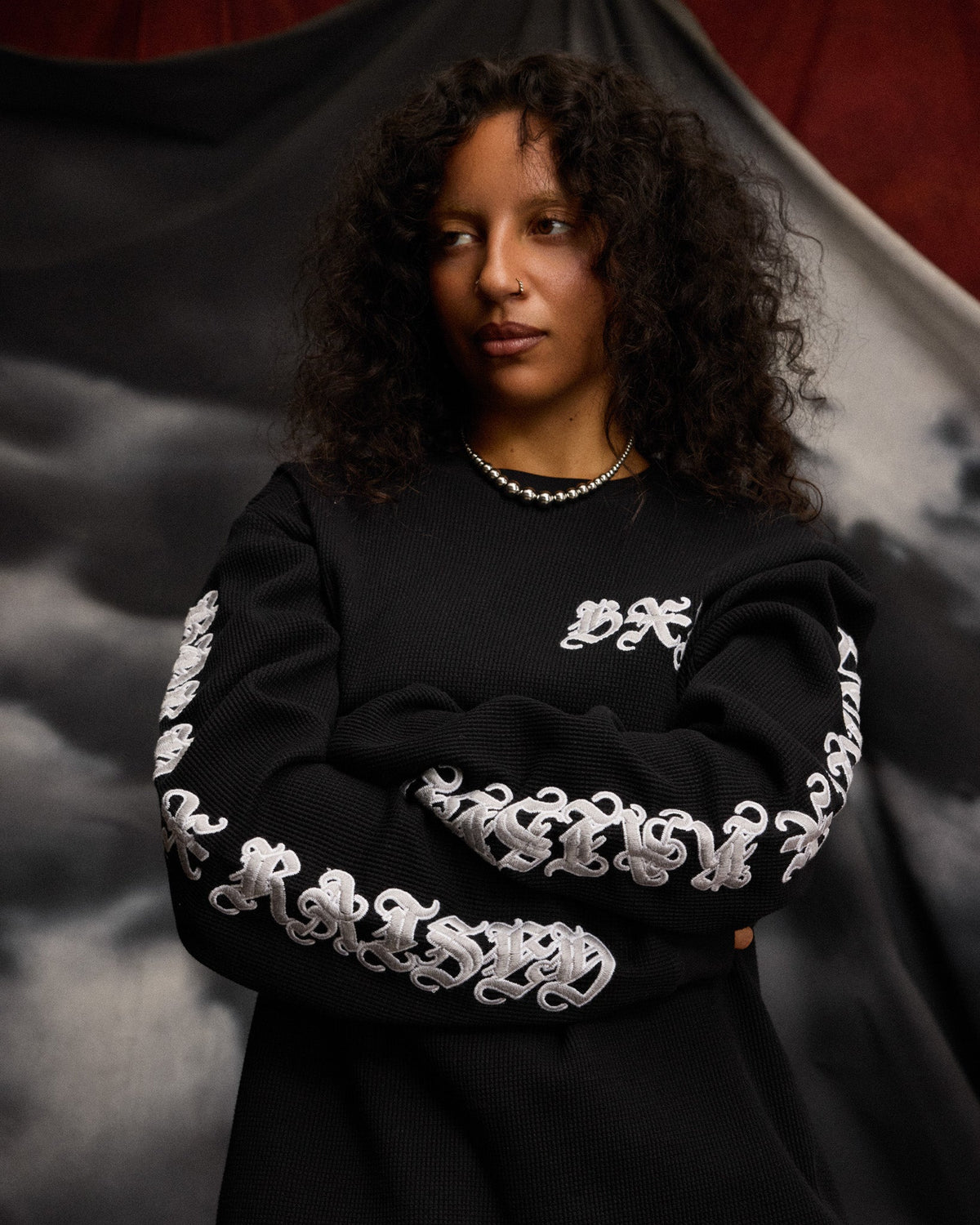 GOTHIC EMBROIDERED WAFFLE THERMAL: BLACK